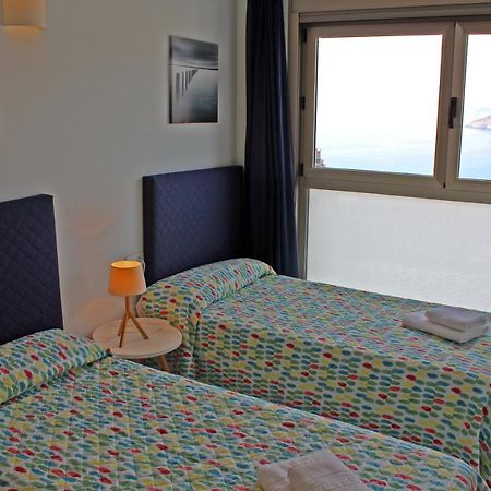 Skyline 33 Two Bedroom Apartment With Sea Views Benidorm Luaran gambar